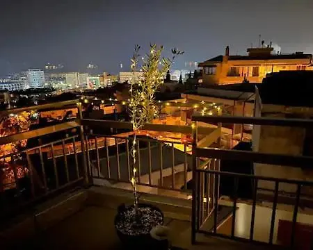 F & B Collection- 360 View Tiny Penthouse * Thessaloníki